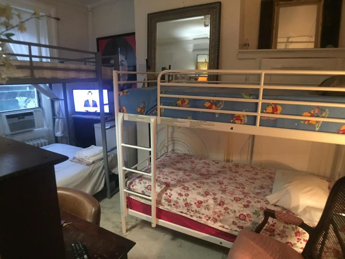 Private Room In Manhattan New York Guest house