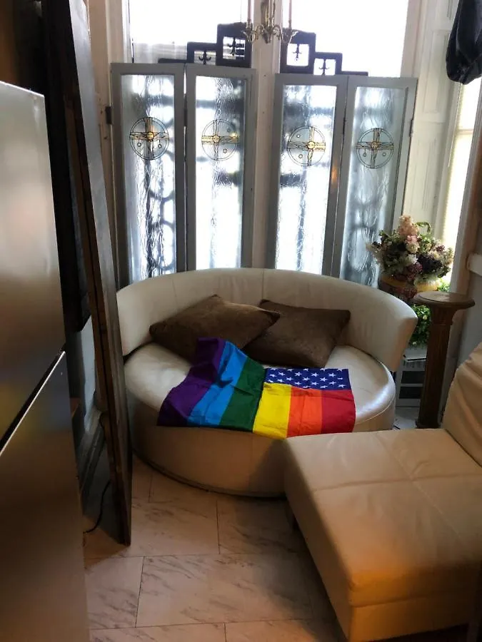 Guest house Private Room In Manhattan New York