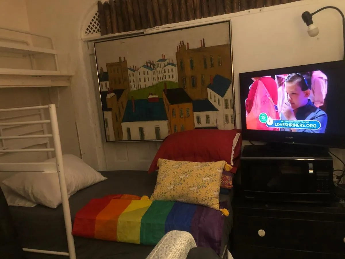 Private Room In Manhattan New York