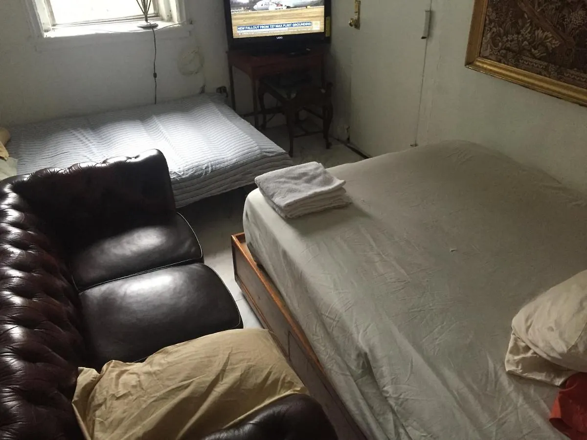 Private Room In Manhattan New York